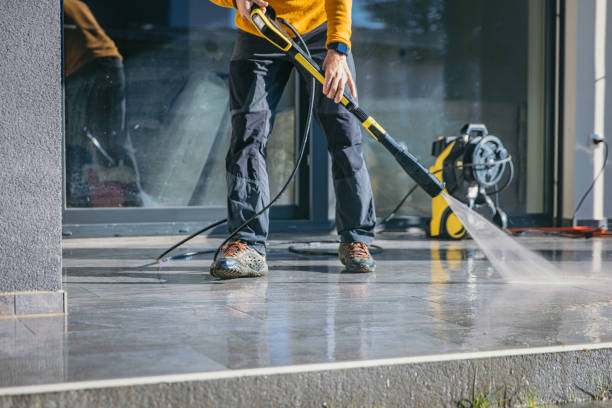 Best Garage Pressure Washing  in Republic, WA